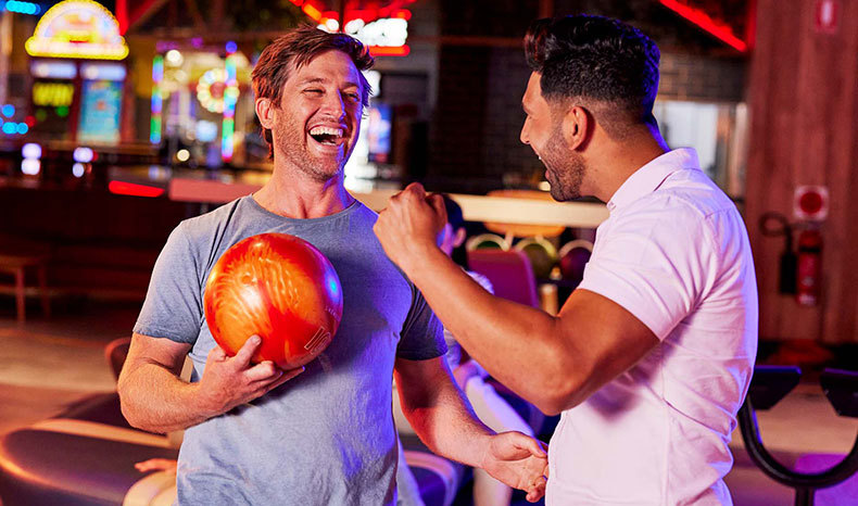 how-does-bowling-scoring-work-alley-chat-zone-bowling